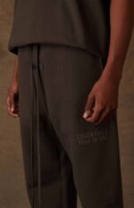 Fear of God Essential Sweatpant ‘Off-Black' - Image 5