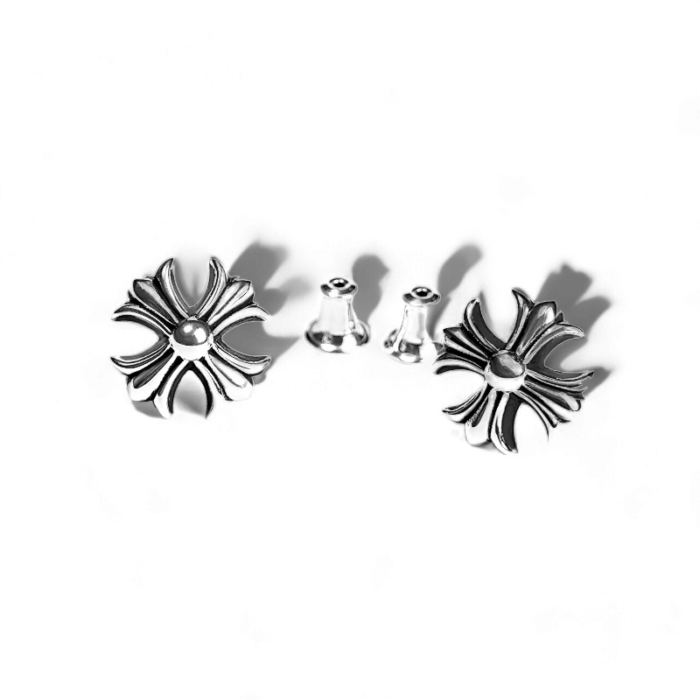 Chrome Hearts Cross Cut Out Stud Earring - Image 6